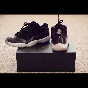 Air Jordan retro low Barons